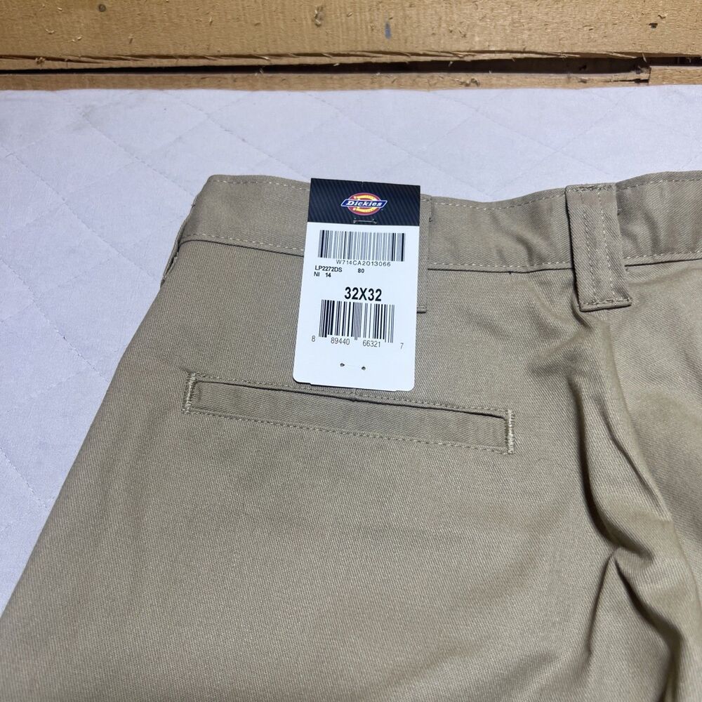 Dickies NWT 32x32 Mens flat front khakis - Picture 8 of 12